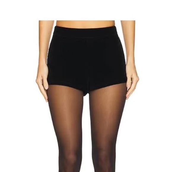 Revolve h:ours Sinclair Knit Black Hot Shorts Sz M - Picture 2 of 5